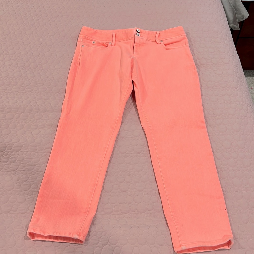 Lilly Pulitzer- Worth skinny mini
